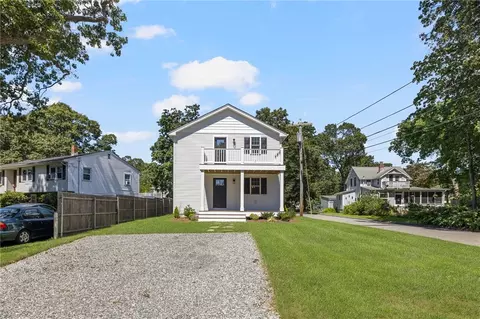 225 Haswill St, Warwick, RI 02889 photo 7
