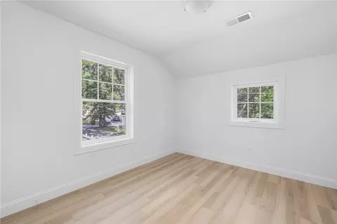 225 Haswill St, Warwick, RI 02889 photo 25