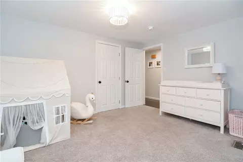 204 Manila Ave, Woonsocket, RI 02895 photo 28