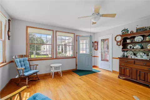 6 River View St, Warren, RI 02885 photo 19