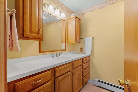6 River View St, Warren, RI 02885 photo 10