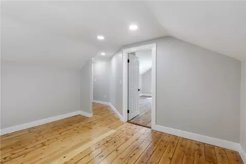 Entry Way - 992 Victory Hwy, Burrillville, RI 02830 photo 5 of 6