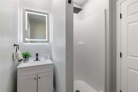 Bath - 992 Victory Hwy, Burrillville, RI 02830 photo 3 of 3