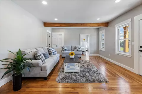 Living - 992 Victory Hwy, Burrillville, RI 02830 photo 2 of 4
