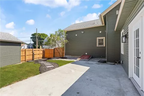 Exterior - 992 Victory Hwy, Burrillville, RI 02830 photo 1 of 1
