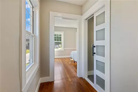 Entry Way - 992 Victory Hwy, Burrillville, RI 02830 photo 4 of 6