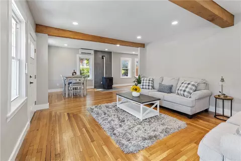 992 Victory Hwy, Burrillville, RI 02830