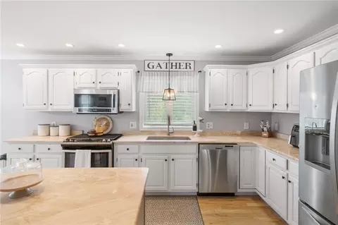 11 Point West Dr, Fall River, MA 02720 photo 30