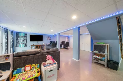 11 Point West Dr, Fall River, MA 02720 photo 44