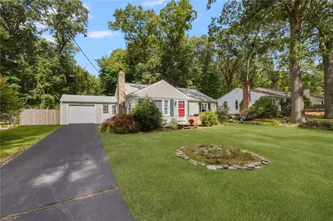 Exterior - 75 Darling St, Warwick, RI 02886 photo 4 of 18