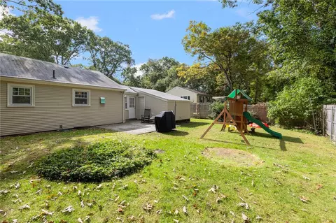 Exterior - 75 Darling St, Warwick, RI 02886 photo 13 of 18
