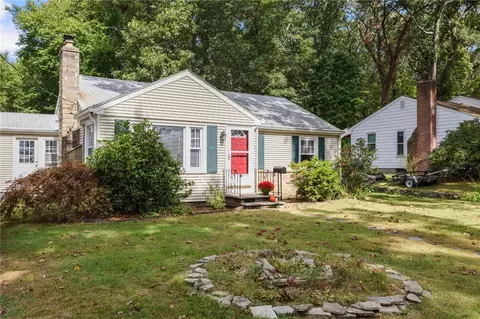 Exterior - 75 Darling St, Warwick, RI 02886 photo 2 of 18