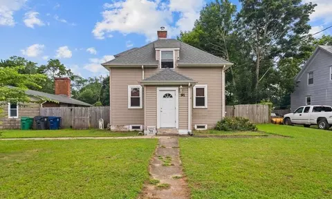 91 Hope Ave, Warwick, RI 02889