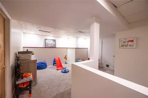 Entry Way - 99 Basil Xing, Cranston, RI 02921 photo 2 of 2