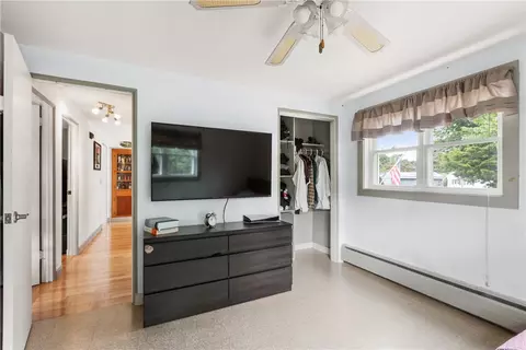 332 Vineyard Rd, Warwick, RI 02889 photo 13