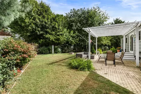 332 Vineyard Rd, Warwick, RI 02889 photo 25