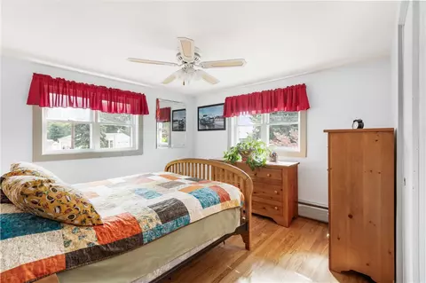 332 Vineyard Rd, Warwick, RI 02889 photo 11