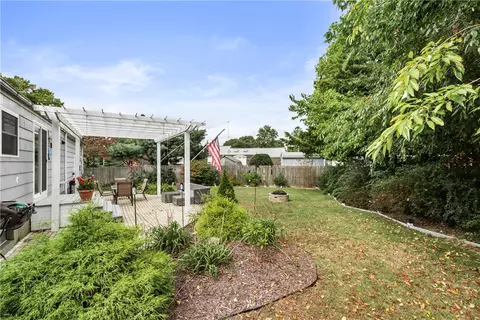 332 Vineyard Rd, Warwick, RI 02889 photo 26