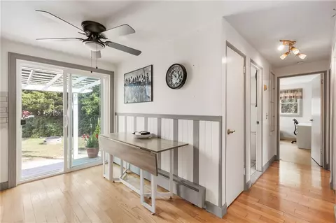 332 Vineyard Rd, Warwick, RI 02889 photo 6