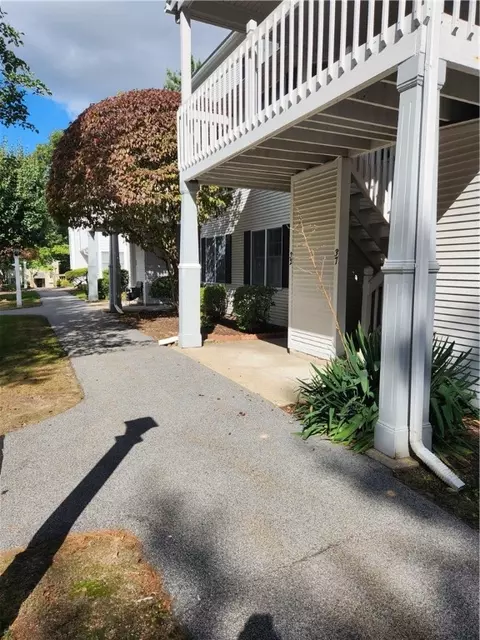 32 Trellis Dr #32, West Warwick, RI 02893
