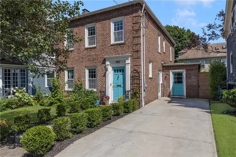 603 Hope St, Providence, RI 02906