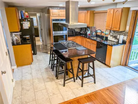 8 Labrea Way, Coventry, RI 02816 photo 13