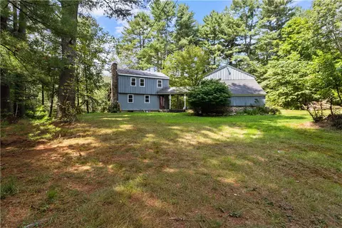 227 Glen Rock Rd, Exeter, RI 02822