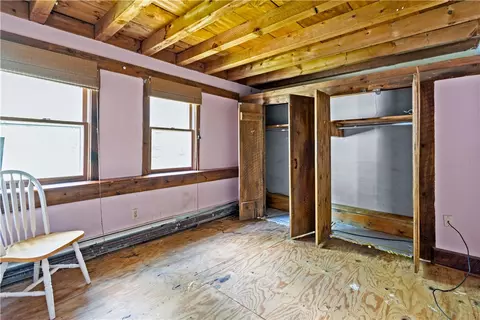 Bedroom - 227 Glen Rock Rd, Exeter, RI 02822 photo 6 of 6