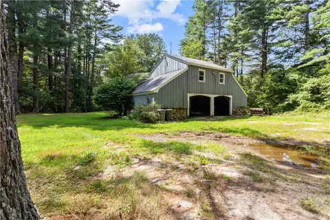 Exterior - 227 Glen Rock Rd, Exeter, RI 02822 photo 4 of 15