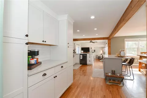Entry Way - 34 Spring Green Rd, Warwick, RI 02888 photo 1 of 2