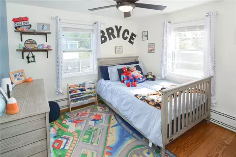 Bedroom - 34 Spring Green Rd, Warwick, RI 02888 photo 9 of 9