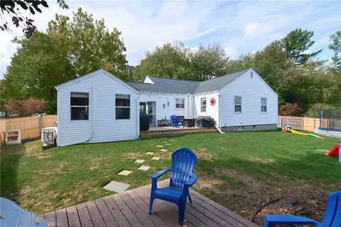 Exterior - 34 Spring Green Rd, Warwick, RI 02888 photo 3 of 6