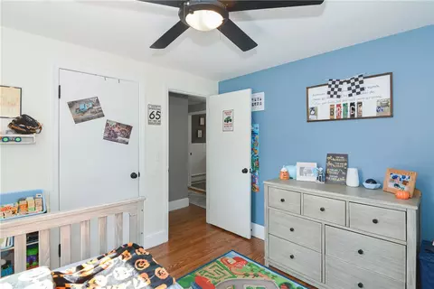 Bedroom - 34 Spring Green Rd, Warwick, RI 02888 photo 8 of 9