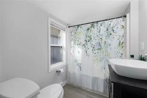 54 Pinehurst Ave, Warwick, RI 02889 photo 8