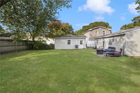 54 Pinehurst Ave, Warwick, RI 02889 photo 13
