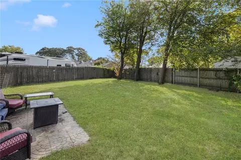 54 Pinehurst Ave, Warwick, RI 02889 photo 9