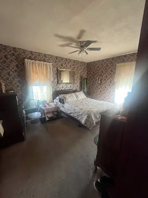 Bedroom - 75 Winthrop St, Woonsocket, RI 02895 photo 2 of 7