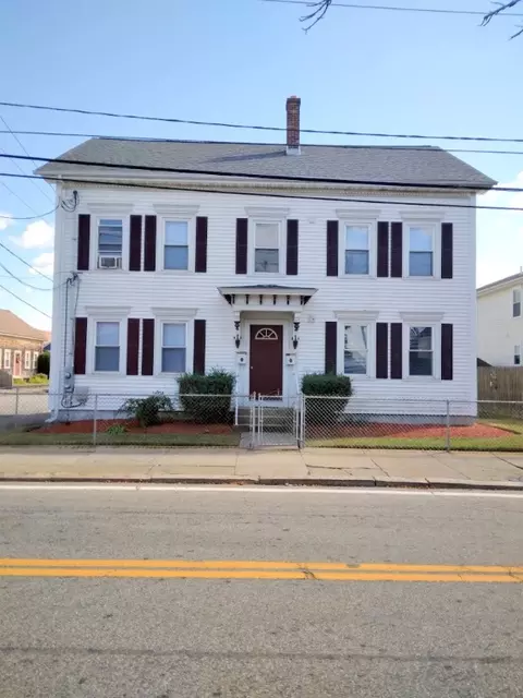 55 Potter St, East Providence, RI 02914