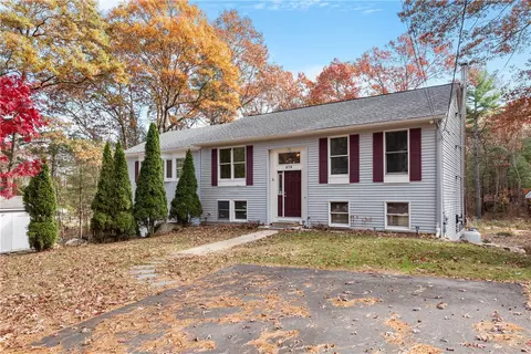 375 Wilson Trl, Burrillville, RI 02859