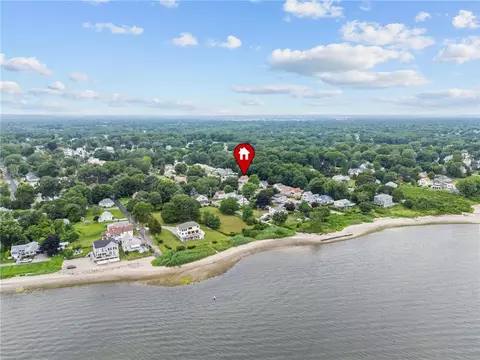63 Pender Ave, Warwick, RI 02889 photo 2