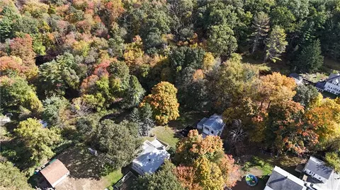 View/Area - 26 Paulette St, Burrillville, RI 02839 photo 4 of 5