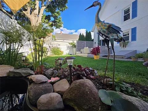 121 Cedar Ave, East Providence, RI 02915 photo 32