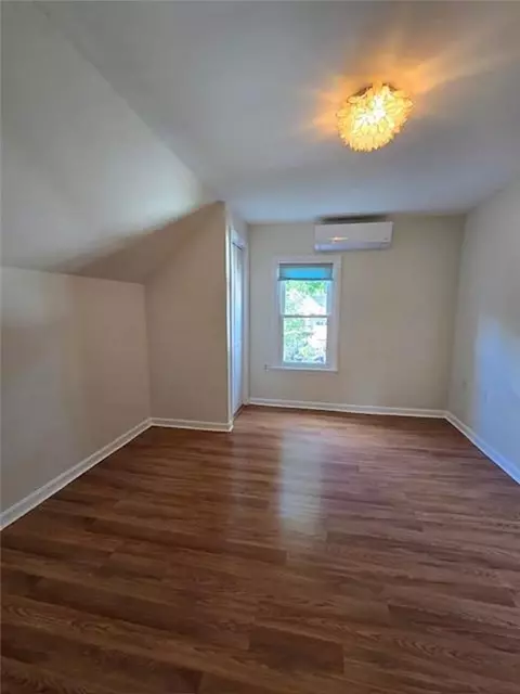 121 Cedar Ave, East Providence, RI 02915 photo 22