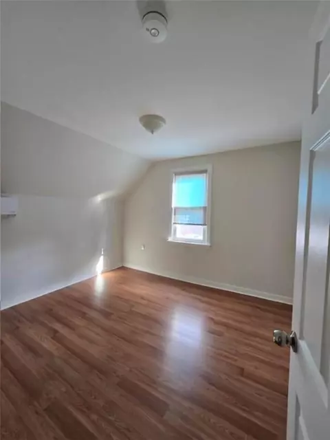 121 Cedar Ave, East Providence, RI 02915 photo 25