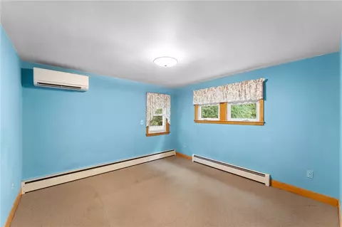 156 White Ave, Warwick, RI 02889 photo 14