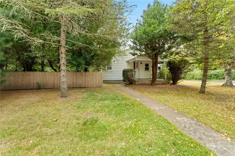 156 White Ave, Warwick, RI 02889 photo 41