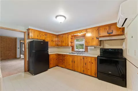 156 White Ave, Warwick, RI 02889 photo 10