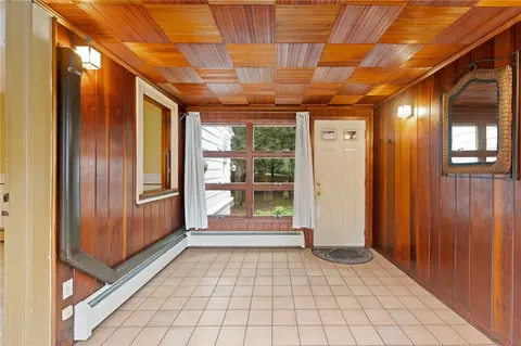 156 White Ave, Warwick, RI 02889 photo 21