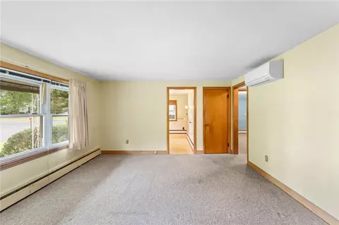 156 White Ave, Warwick, RI 02889 photo 12
