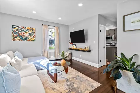 59 St Simon St, Woonsocket, RI 02895 photo 3
